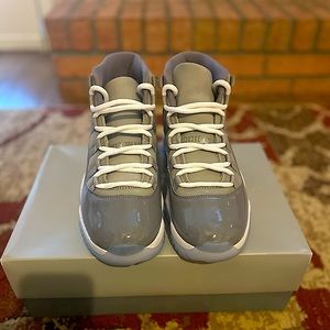Air Jordan retro 11s Cool Grey’s size 10 Deadstock